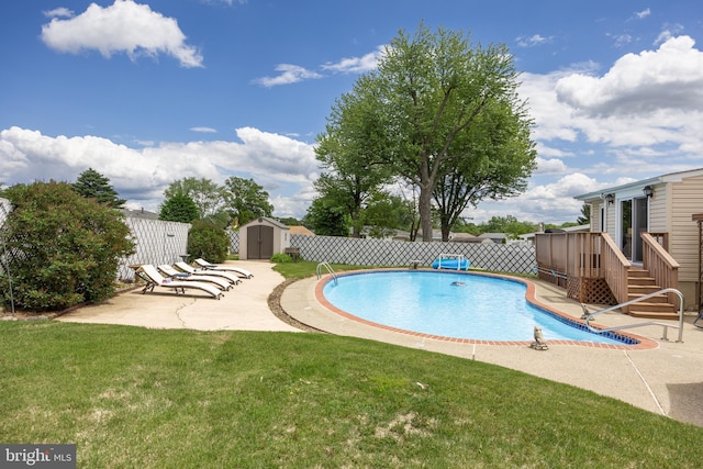 24 Holyoke Dr, Delran, NJ 08075 - view of pool featuring a patio