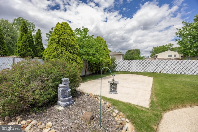 24 Holyoke Dr, Delran, NJ 08075 - view of yard with a patio