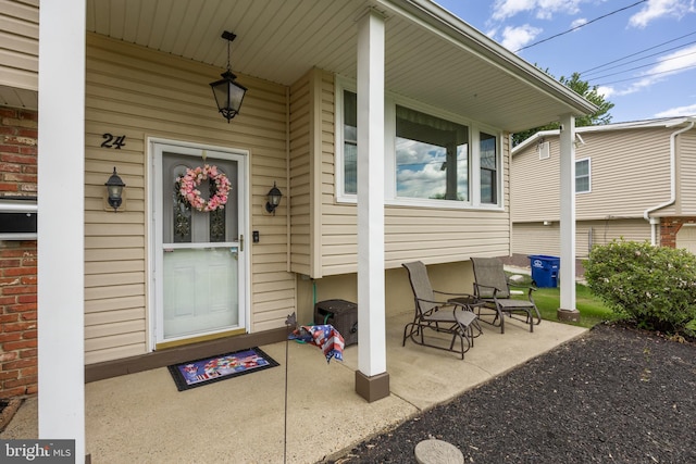 24 Holyoke Dr, Delran, NJ 08075 - property entrance featuring a porch