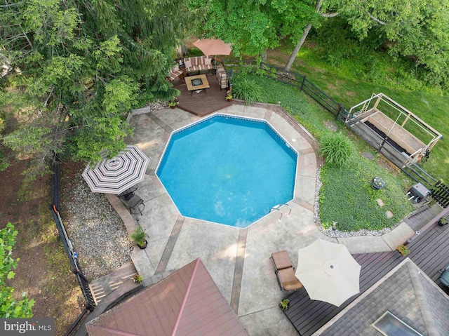 3097 Mill Rd, Doylestown, PA 18902 - swimming pool with a deck