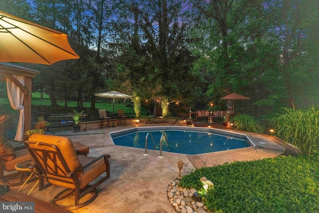 3097 Mill Rd, Doylestown, PA 18902 - swimming pool featuring a patio