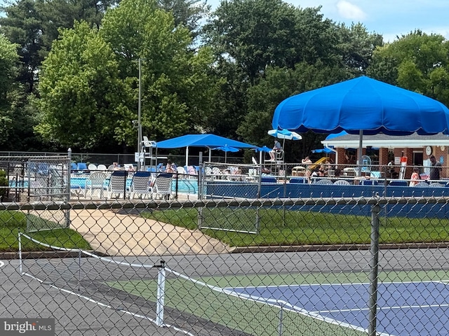 4205 Middle Ridge Dr, Fairfax, VA 22033 - view of tennis court