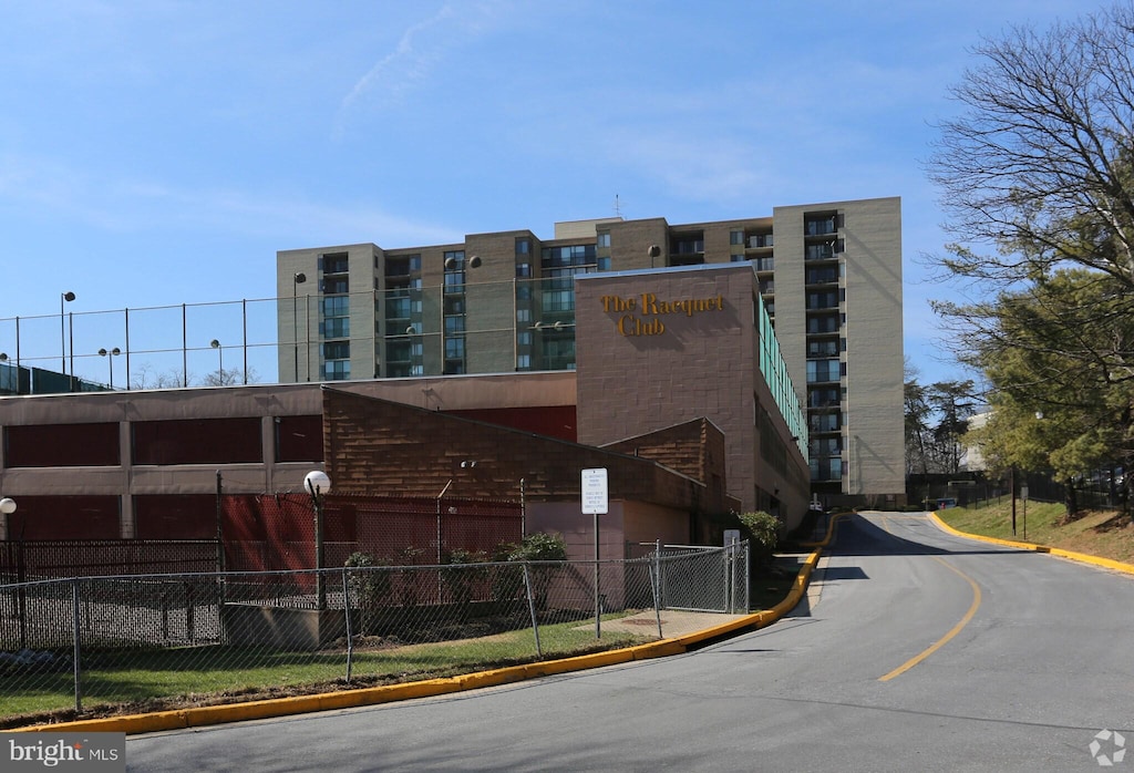 9200 Edwards Way Unit 1108, Hyattsville, MD 20783 - view of apartment building / complex