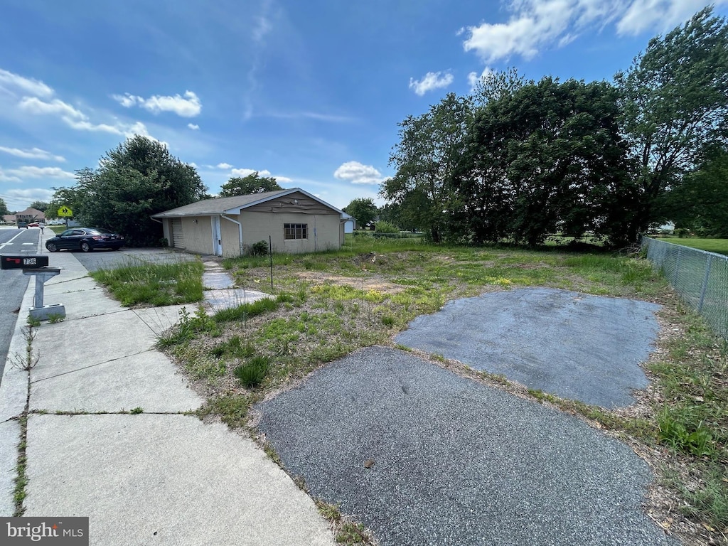 734 W S St, Smyrna, DE 19977