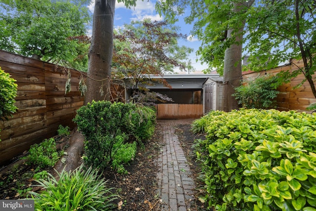 1423 1st St NW Unit B, Washington, DC 20001 - view of yard
