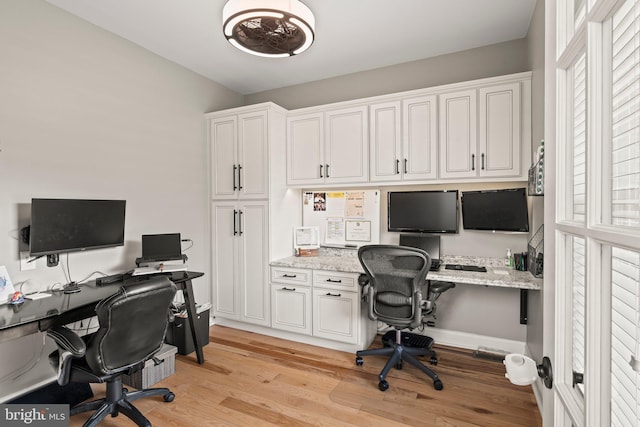 1413 Cortez Rd, Blue Bell, PA 19422 - home office with built in study area and light wood-style floors