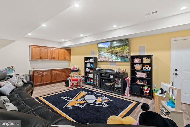 1413 Cortez Rd, Blue Bell, PA 19422 - living area with light wood-style flooring and recessed lighting