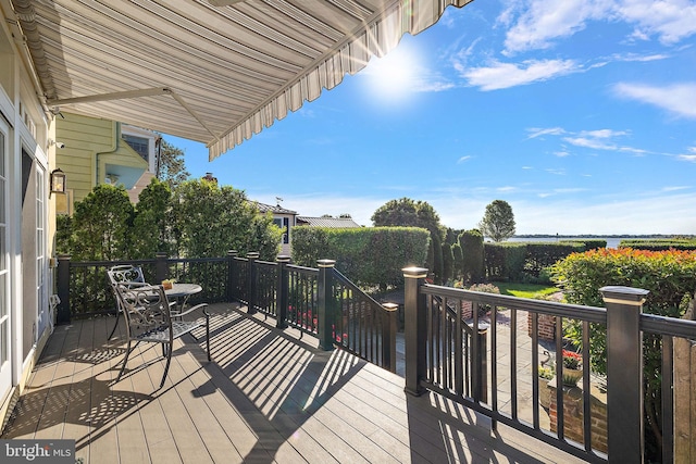 55 The Strand, New Castle, DE 19720 - view of wooden terrace