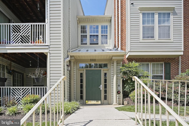 view of property entrance