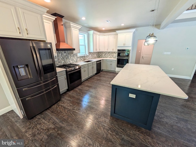 130 Corktree Rd, Kunkletown, PA 18058 - kitchen featuring stainless steel appliances, backsplash, dark wood-style flooring, a kitchen island, and recessed lighting