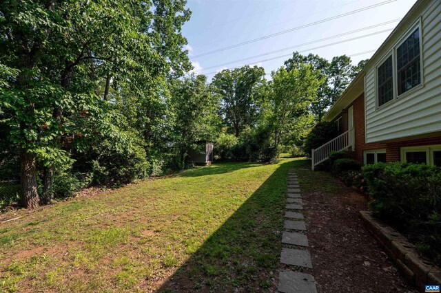150 N Bennington Rd, Charlottesville, VA 22901 - view of green lawn