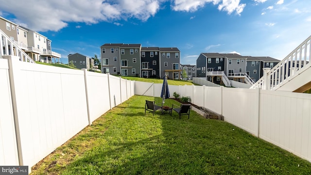 104 Overlook Dr, Hanover, PA 17331 - view of yard featuring a residential view