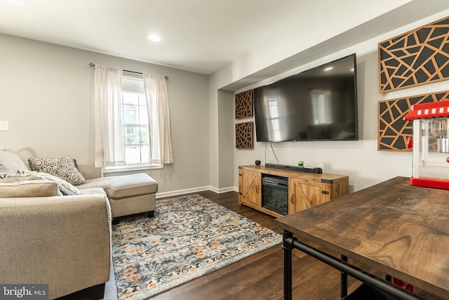 104 Overlook Dr, Hanover, PA 17331 - living room with dark wood-style floors, recessed lighting, and baseboards