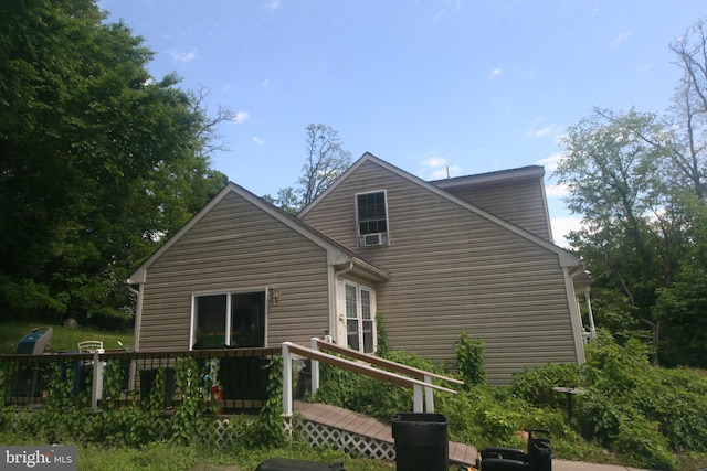 257 Wisteria Ave, Langhorne, PA 19047 - rear view of property with a wooden deck