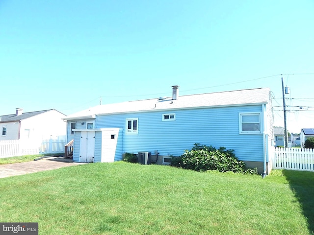 12 Gerard Rd, Hamilton, NJ 08620 - back of house featuring a storage shed