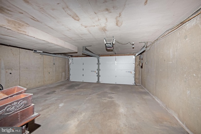 4021 Balwynne Park Rd, Philadelphia, PA 19131 - garage with a garage door opener