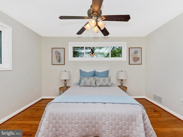 2820 Harris Ave, Silver Spring, MD 20902 - bedroom featuring wood finished floors, baseboards, and a ceiling fan