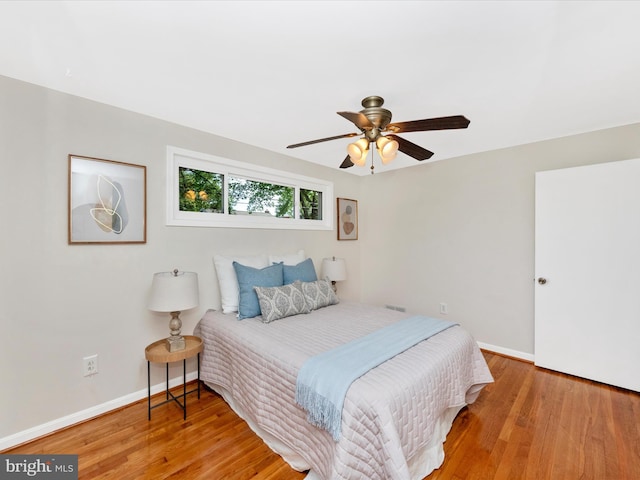 2820 Harris Ave, Silver Spring, MD 20902 - bedroom featuring light wood-style floors, baseboards, and ceiling fan