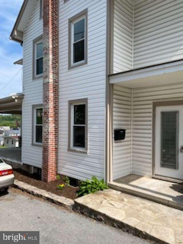 70 Chestnut St, Mohnton, PA 19540 - view of front of property