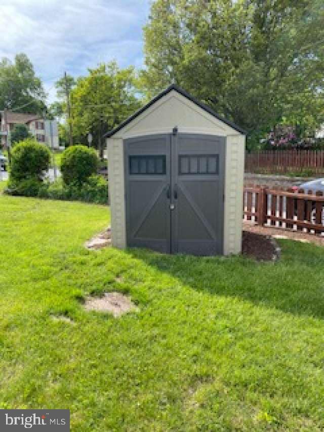 70 Chestnut St, Mohnton, PA 19540 - view of shed