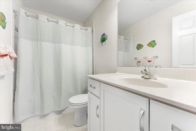 304 Redbud Ln, Kennett Square, PA 19348 - bathroom featuring vanity, toilet, and a shower with curtain