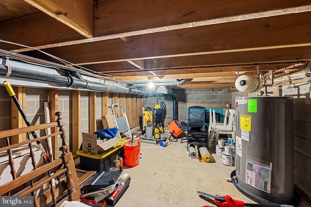 747 Mchenry St, Baltimore, MD 21230 - unfinished below grade area with water heater