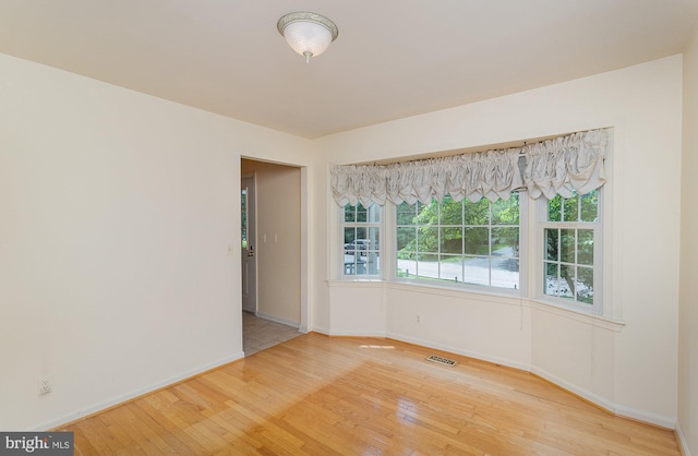 2070 Farragut Dr, Stafford, VA 22554 - empty room with hardwood / wood-style floors and baseboards