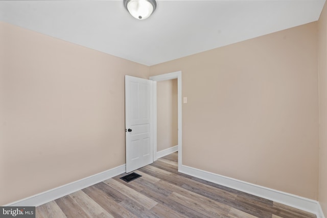 311 W Washington St, Paulsboro, NJ 08066 - unfurnished room featuring wood finished floors and baseboards