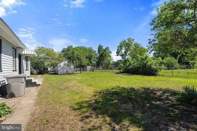 311 W Washington St, Paulsboro, NJ 08066 - view of yard