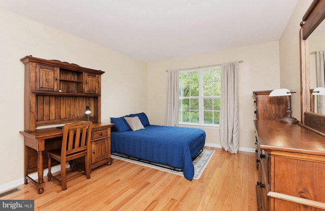 14 Coolidge Way, Princeton, NJ 08540 - bedroom with light wood-style flooring and baseboards