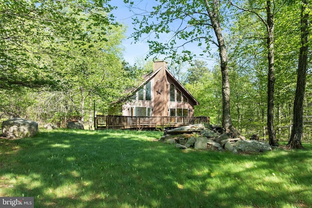 2107 Lenape Ter, Canadensis, PA 18325 - view of green lawn with a deck