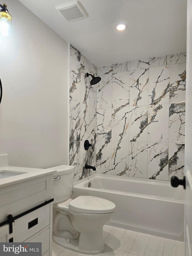 585 Andrew Dr, Southampton, PA 18966 - bathroom featuring vanity, toilet, shower / washtub combination, and recessed lighting