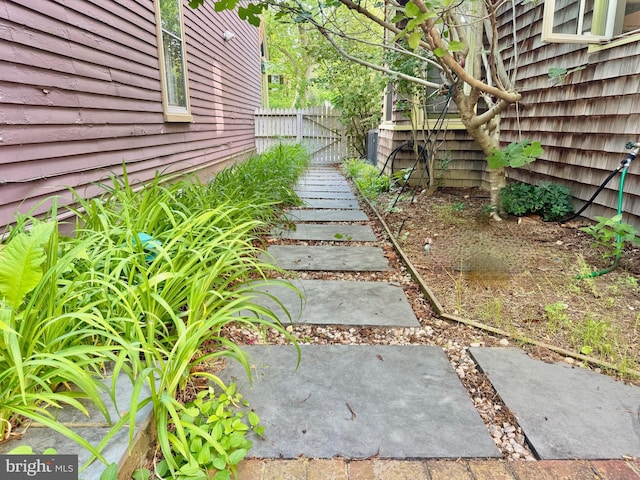 213 N Queen St, Chestertown, MD 21620 - view of yard
