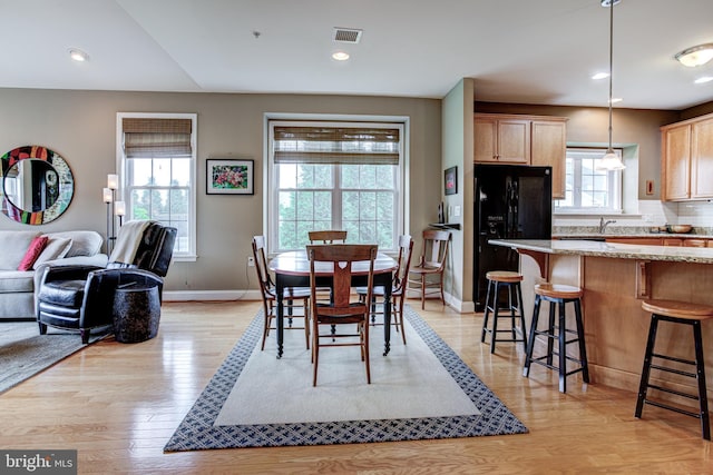 137 Settlers Way, Boalsburg, PA 16827 - dining room with light wood-style flooring and recessed lighting
