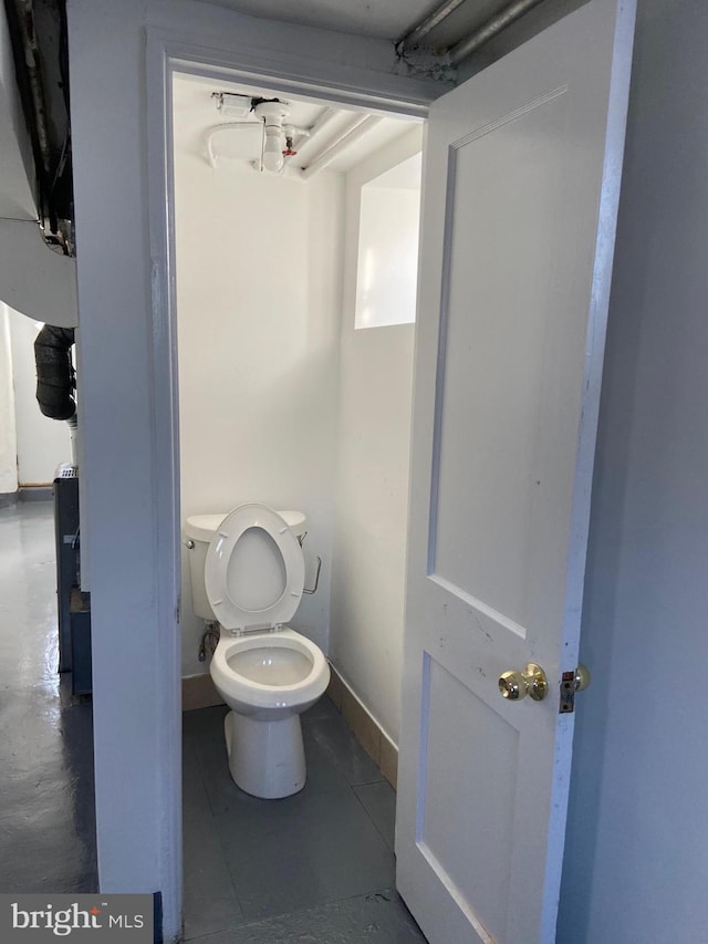 4014 Lansing St, Philadelphia, PA 19136 - bathroom with toilet and baseboards