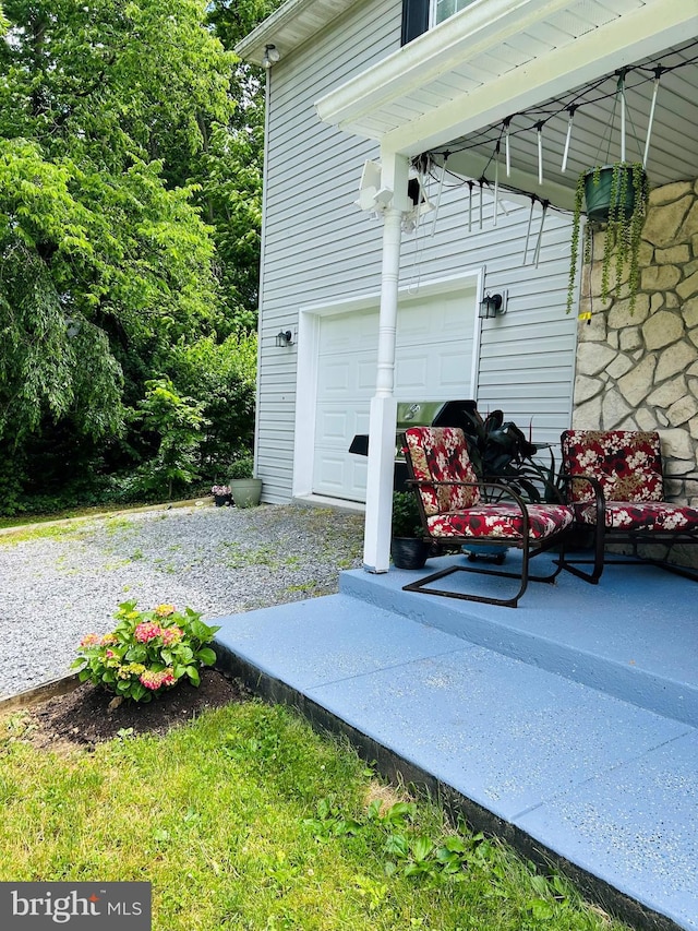 99 Berkley Rd, Reading, PA 19605 - view of garage