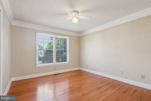 508 Weeks Ave, Riverside, NJ 08075 - unfurnished room with light wood-style flooring, ceiling fan, crown molding, and baseboards