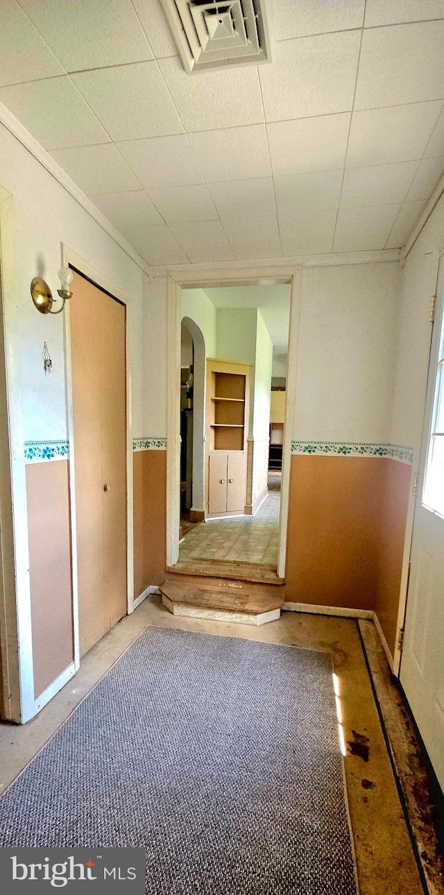30292 Vines Creek Rd, Dagsboro, DE 19939 - hall with arched walkways