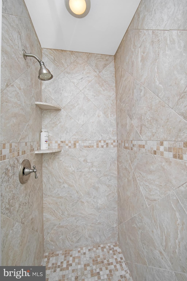 108 Holiday St, Mount Laurel, NJ 08054 - bathroom featuring a tile shower