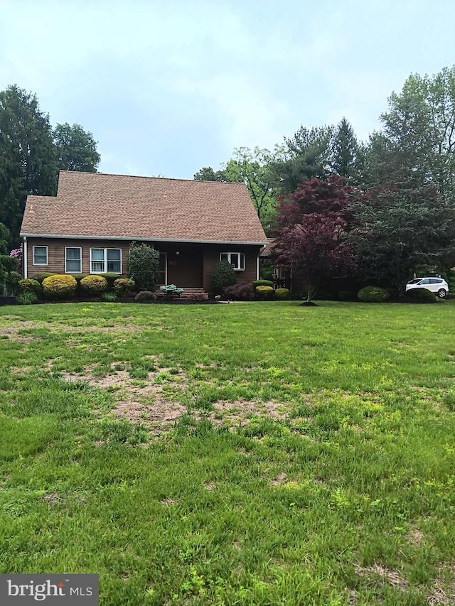 22 Hart Ln, Sewell, NJ 08080 - ranch-style home featuring a front lawn