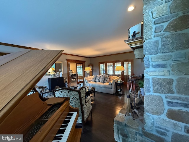 12534 Fawn Dr, Laurel, DE 19956 - living area with wood finished floors and ornamental molding