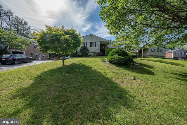 1200 Gainsboro Rd, Bala Cynwyd, PA 19004 - view of front of home featuring a front yard