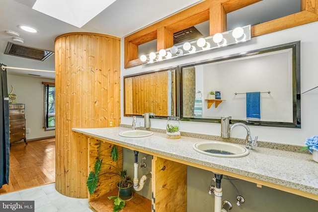 2005 S Quincy St, Arlington, VA 22204 - bathroom featuring double vanity