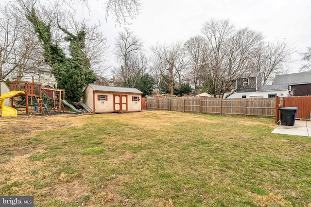 view of yard featuring a playground