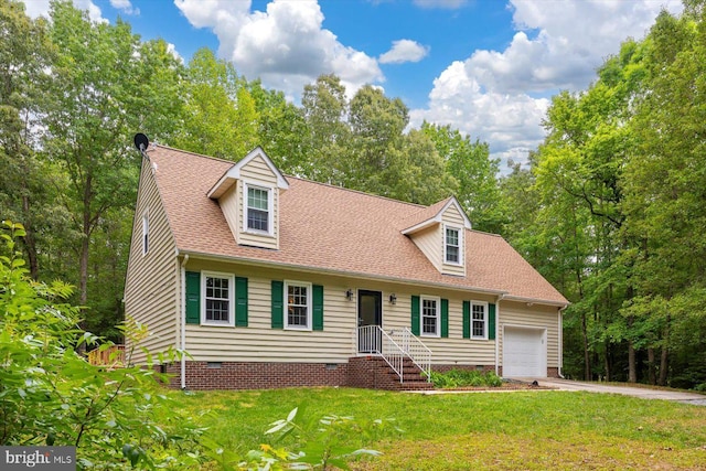 23115 Mt Cloud Rd, Bowling Green, VA 22427 - cape cod house with crawl space, a front lawn, driveway, and an attached garage