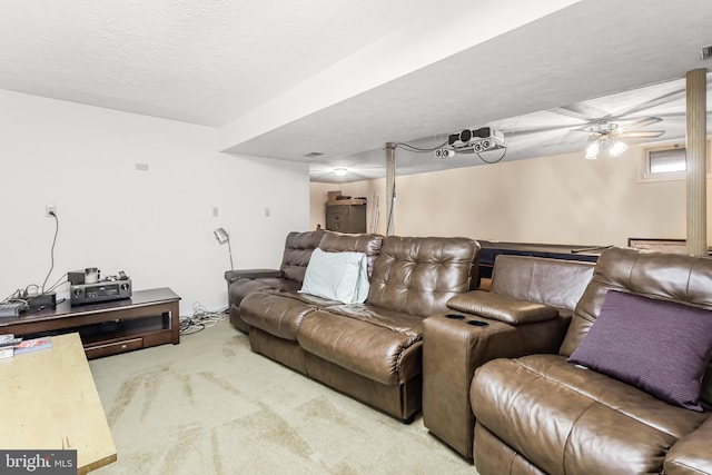 200 Sunset Cir, Cross Junction, VA 22625 - living area with carpet floors, a textured ceiling, and a ceiling fan