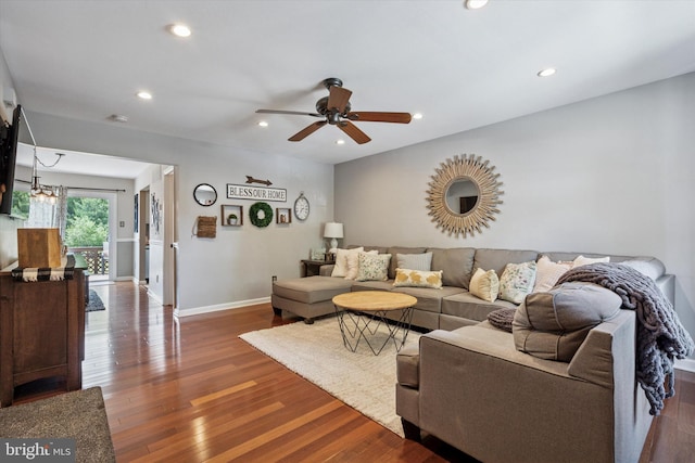 435 N Mount Vernon Cir, Bensalem, PA 19020 - living room with wood finished floors, ceiling fan, baseboards, and recessed lighting