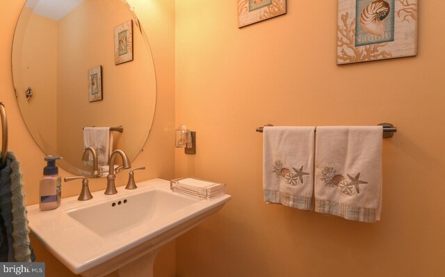 12 Ethan Ter, Woolwich Twp, NJ 08085 - bathroom featuring a sink