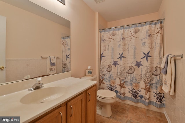 12 Ethan Ter, Woolwich Twp, NJ 08085 - full bath with toilet, vanity, and a shower with curtain