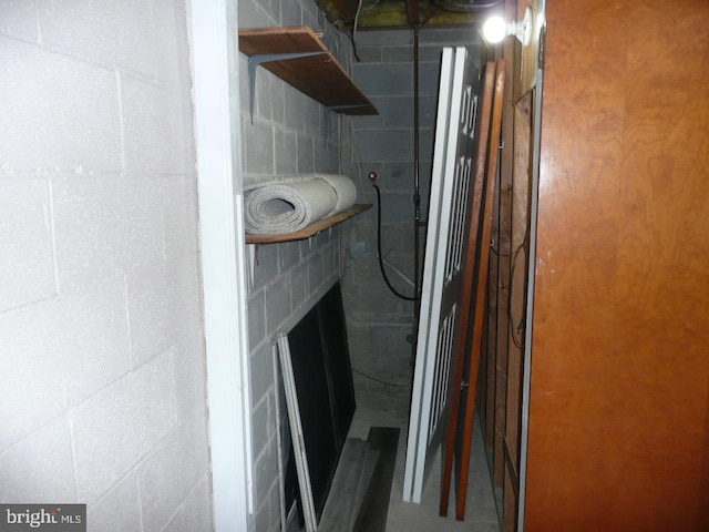 2602 Avenue E Ave E, Levittown, PA 19056 - detailed view of concrete block wall